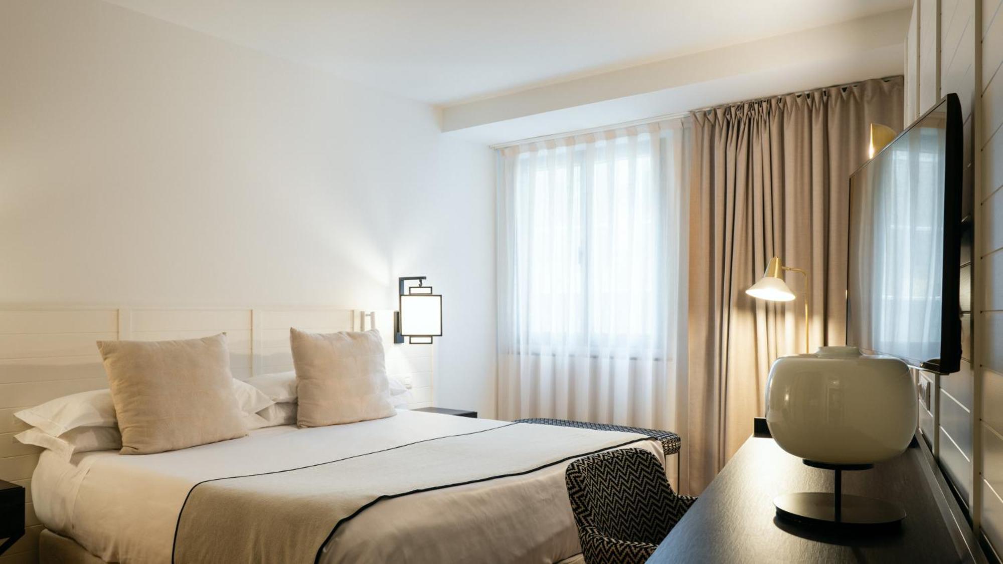Molina Lario Hotel Малага Екстериор снимка